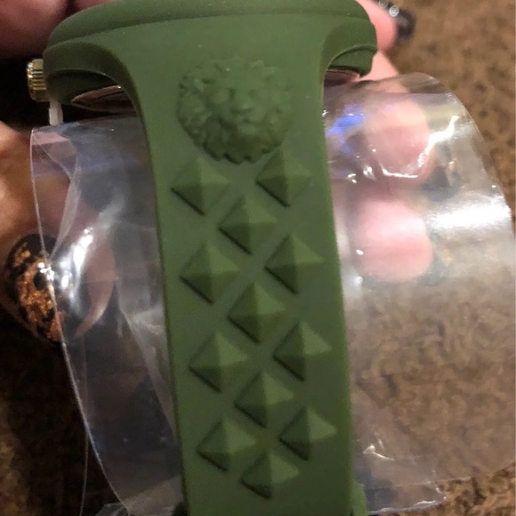 Versace watch - Picture 6 of 8